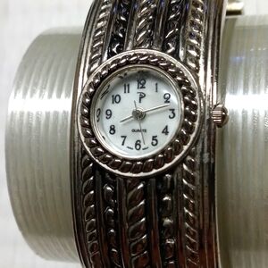 Womens Quartz Bracelet Watch